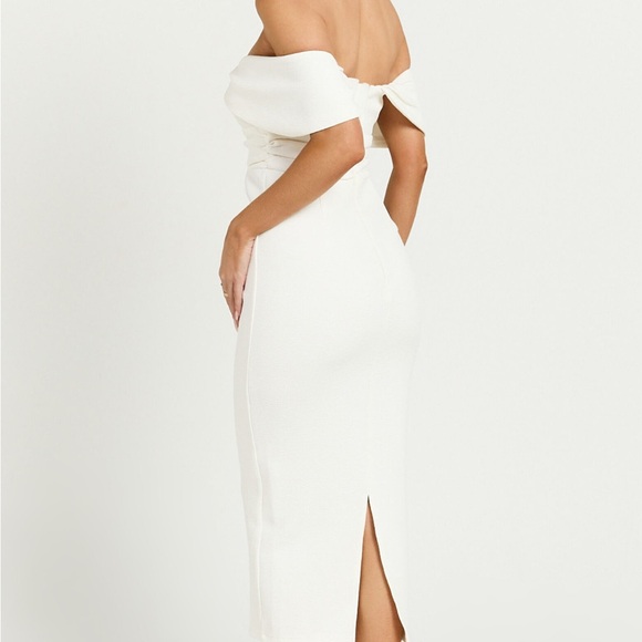 Showpo White Off-Shoulder Midi Dress - Picture 4 of 4